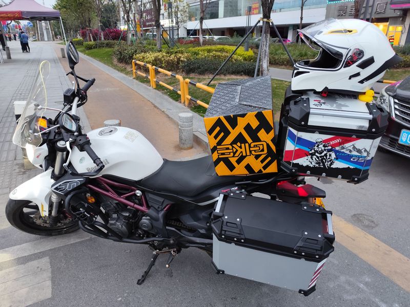 二手贝纳利蓝宝龙 BN302S
