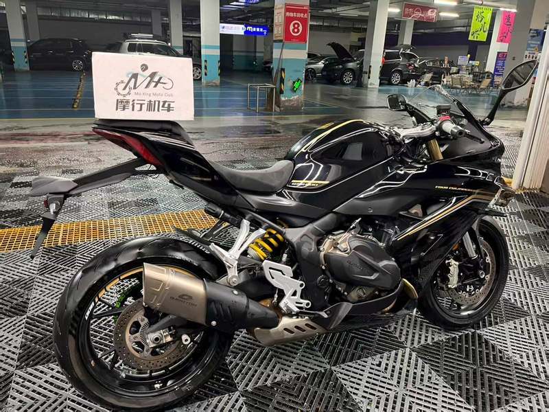 二手QJMOTOR赛800