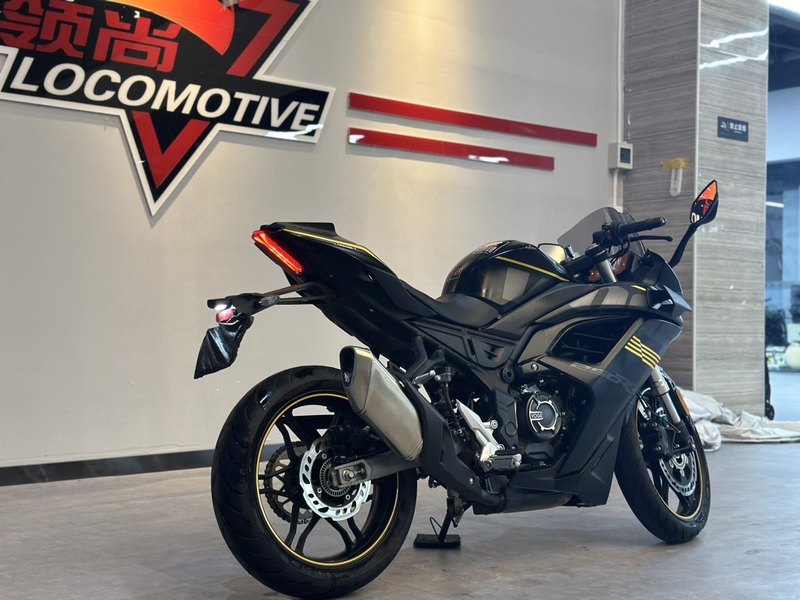 二手无极250RR