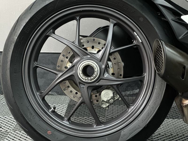 二手杜卡迪Panigale V2