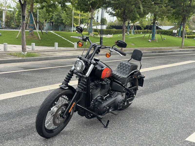 二手哈雷戴维森街霸 Street Bob