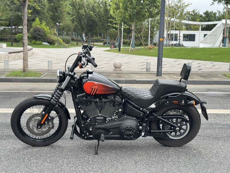 二手哈雷戴维森街霸 Street Bob