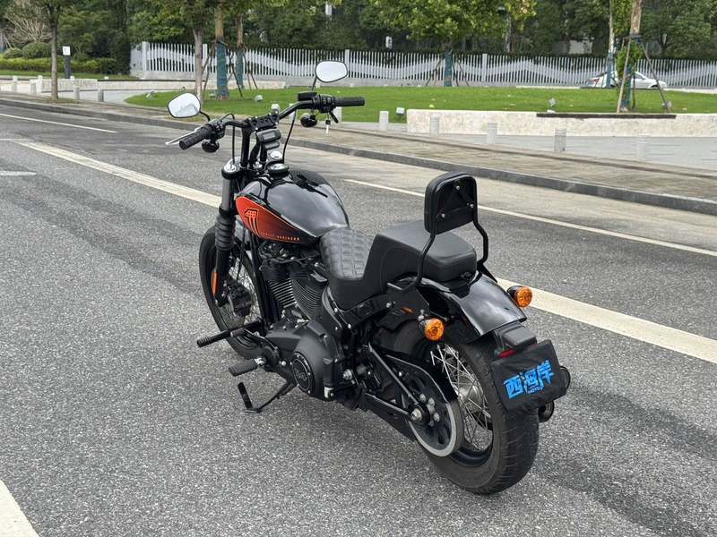 二手哈雷戴维森街霸 Street Bob