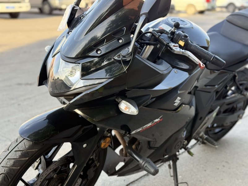 二手豪爵铃木GSX250R