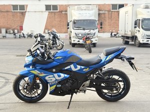 二手豪爵铃木GSX250R