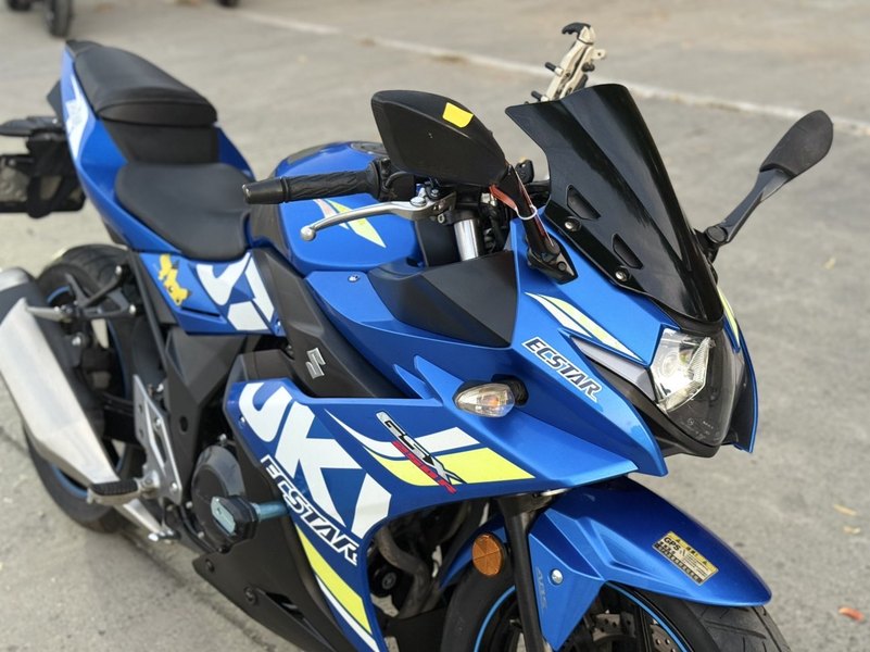 二手豪爵铃木GSX250R