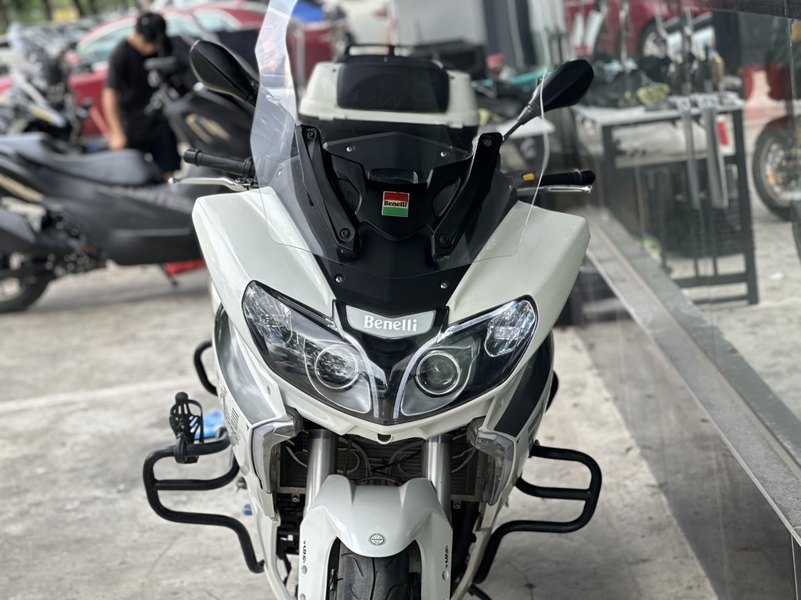 二手贝纳利600GC