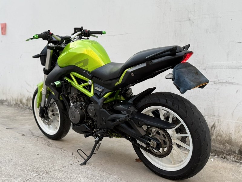 二手贝纳利蓝宝龙 BN302S