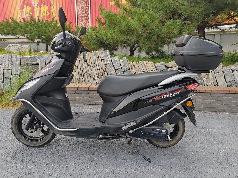 二手济南铃木优友 UU125i