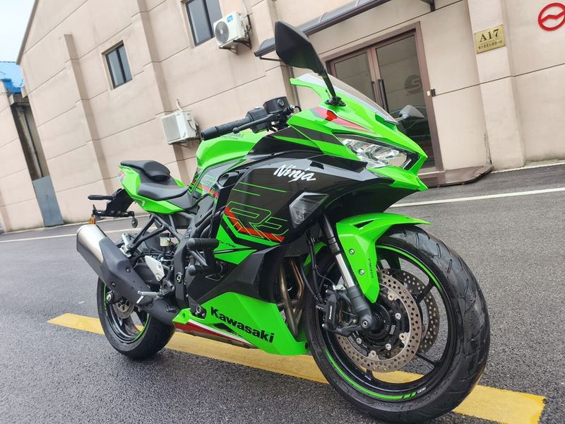 二手川崎ZX-4R