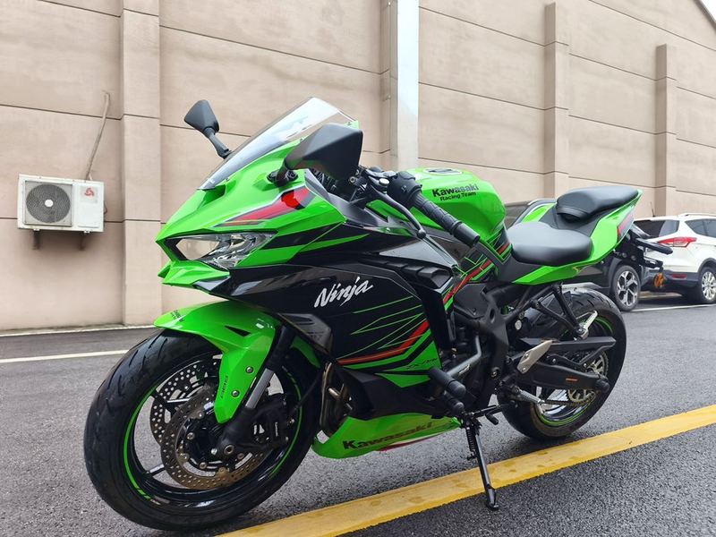 二手川崎ZX-4R