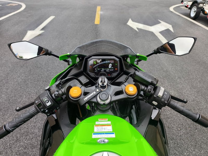 二手川崎ZX-4R