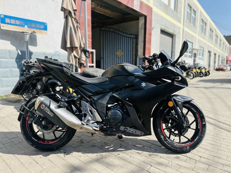 二手豪爵铃木GSX250R