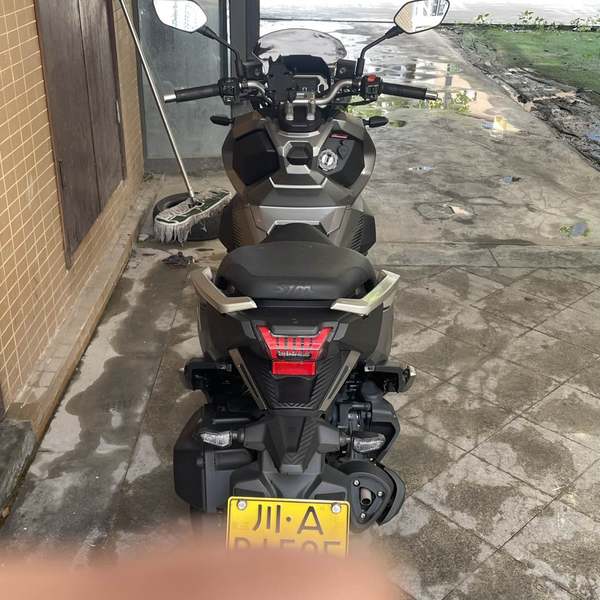 二手三阳哈士奇 Husky ADV150
