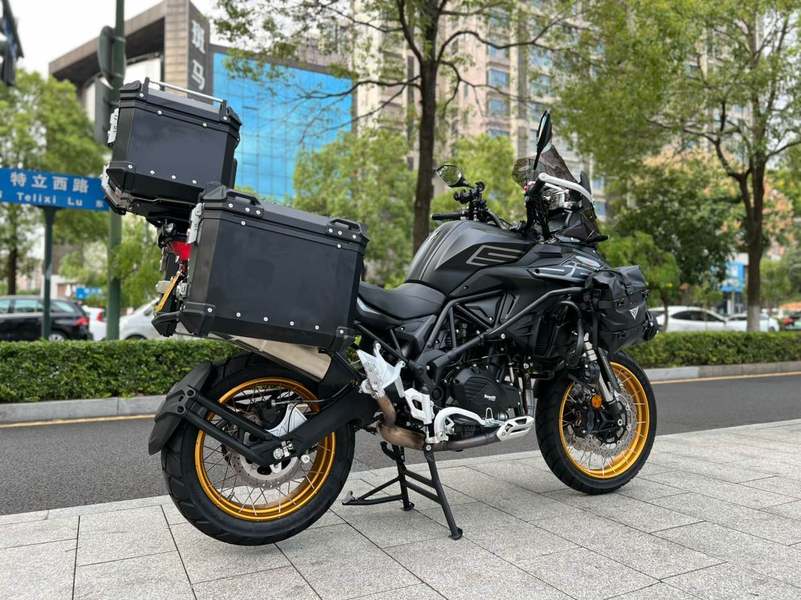二手贝纳利TRK552