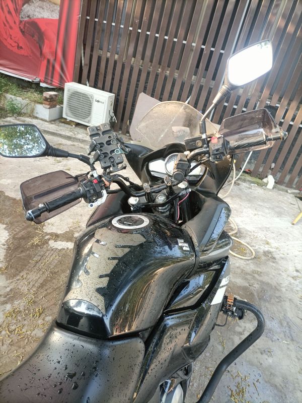 二手豪爵铃木骊驰 GW 250F