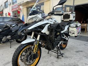 二手贝纳利金鹏 TRK502