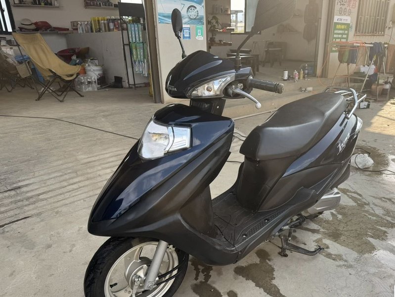 二手五羊本田SCR 喜鲨125