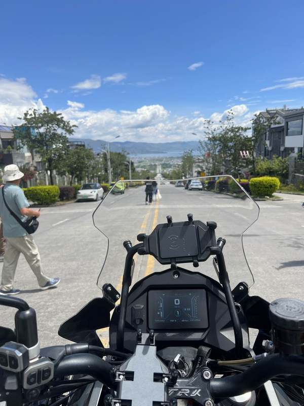 二手贝纳利金鹏 TRK502