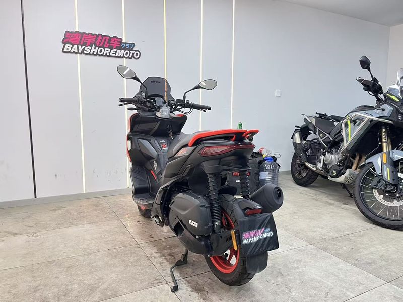 二手阿普利亚SR GT 200