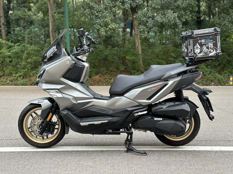 二手三阳哈士奇 Husky ADV300