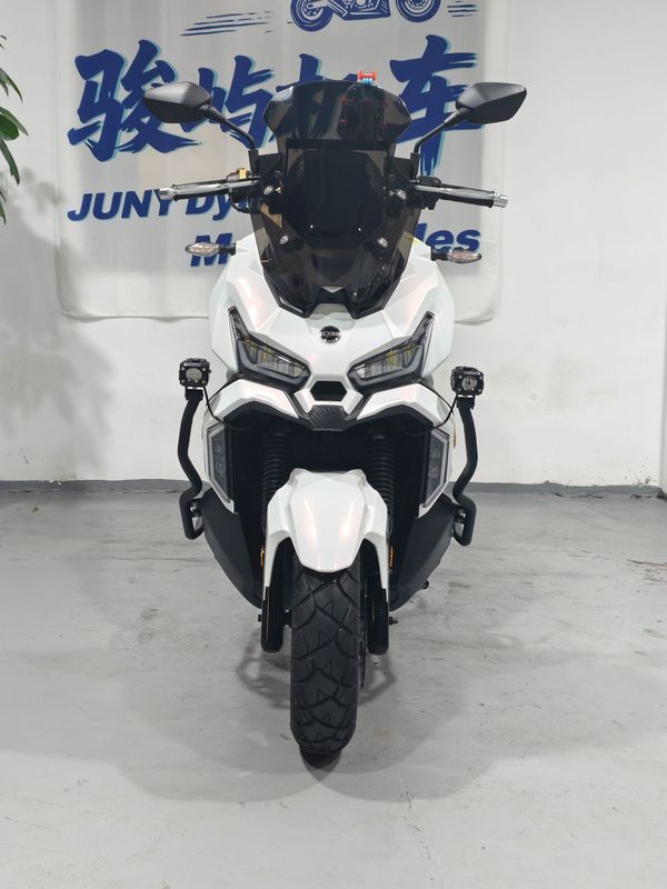 二手三阳哈士奇 Husky ADV150