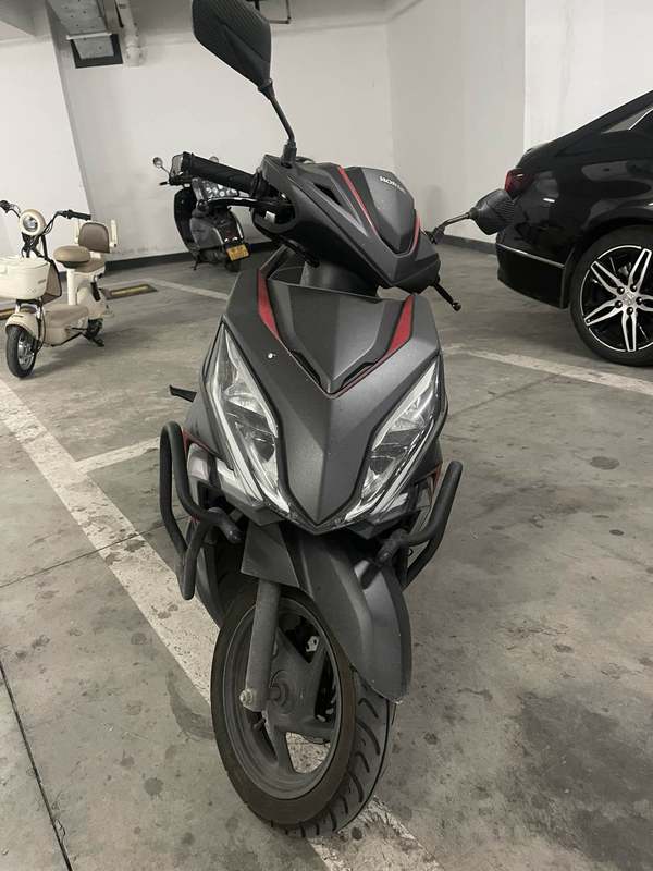 二手新大洲本田裂行 RX125Fi