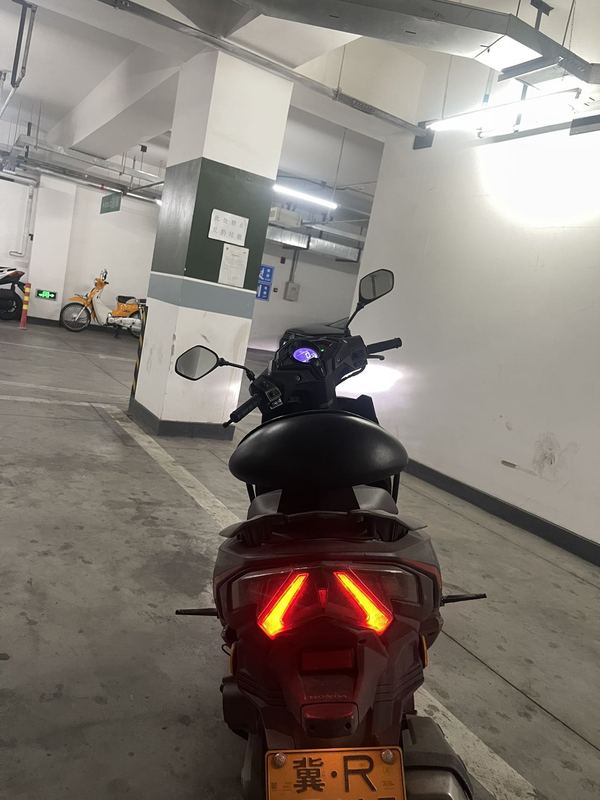 二手新大洲本田裂行 RX125Fi