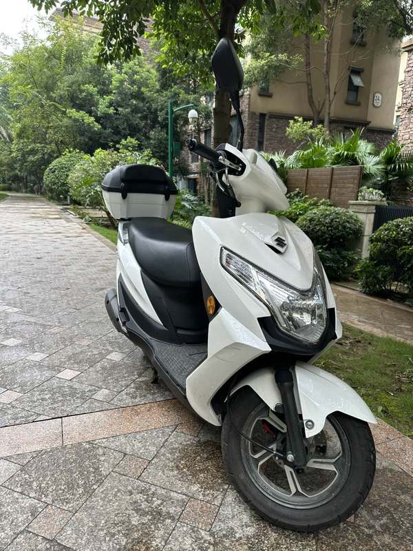 二手济南铃木优驿 UE125T
