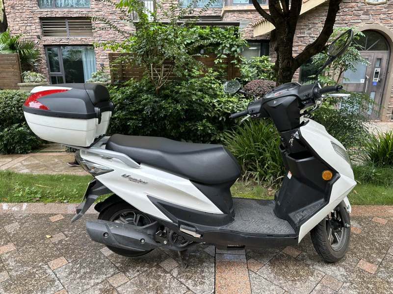 二手济南铃木优驿 UE125T