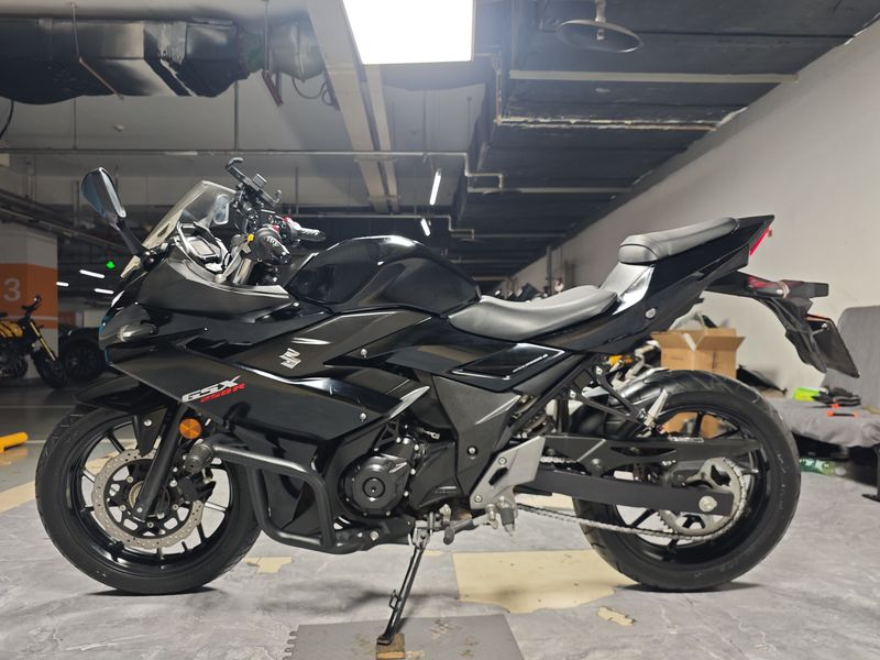 二手豪爵铃木GSX250R