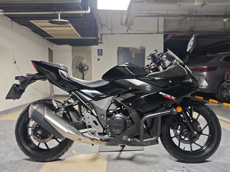 二手豪爵铃木GSX250R