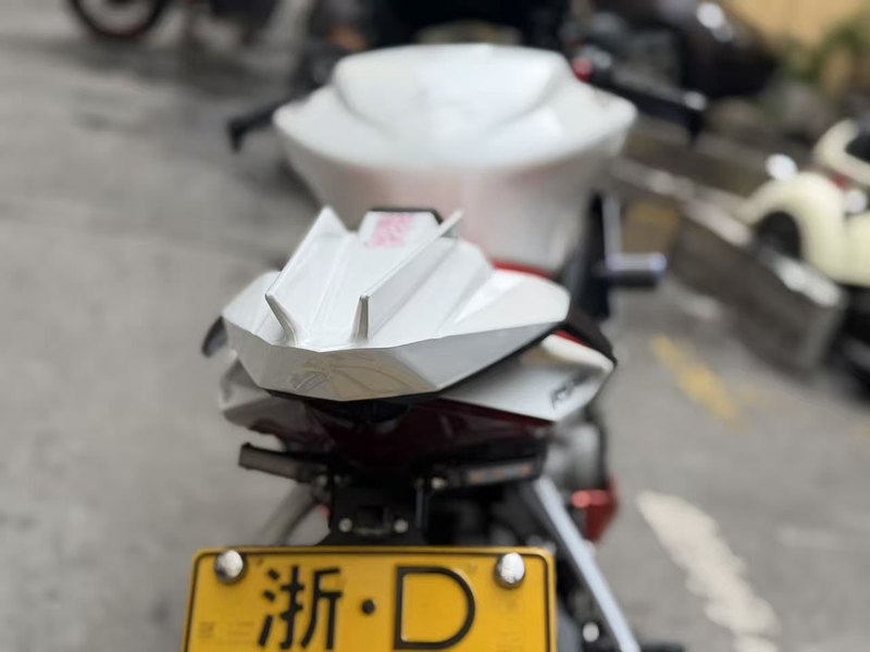 二手阿普利亚RS 660 