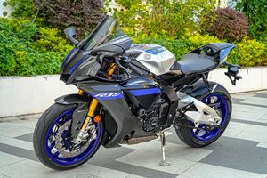 二手雅马哈YZF-R1