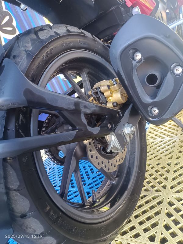 二手五羊本田猛鸷 CB190X
