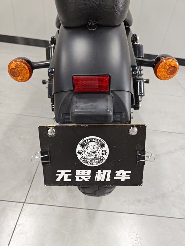 二手哈雷戴维森Iron883 硬汉