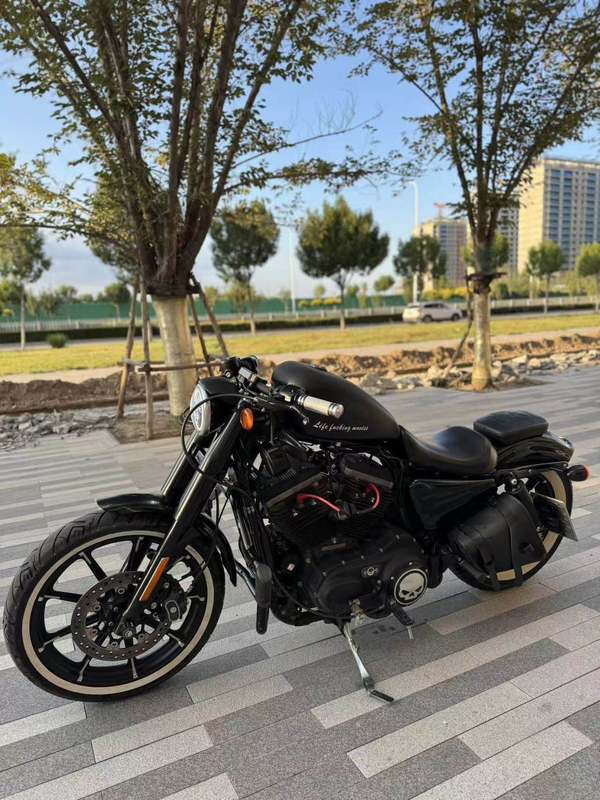 二手哈雷戴维森883L SuperLow