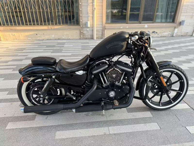 二手哈雷戴维森883L SuperLow