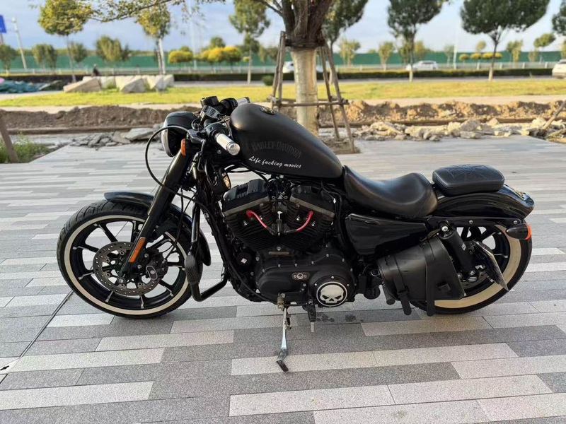 二手哈雷戴维森883L SuperLow