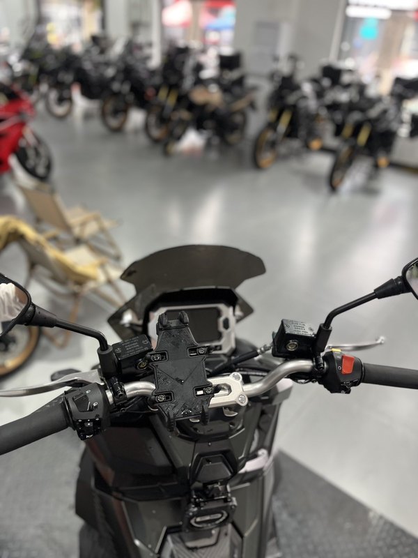 二手三阳哈士奇 Husky ADV150