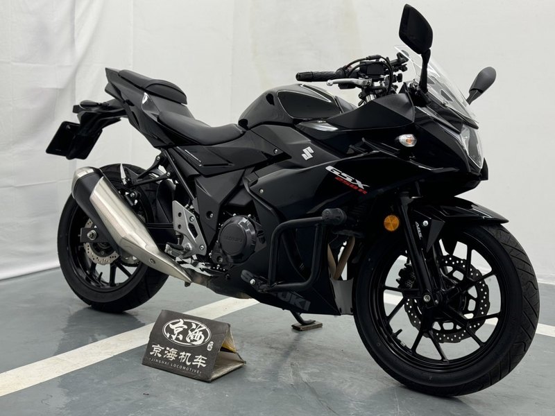二手豪爵铃木GSX250R