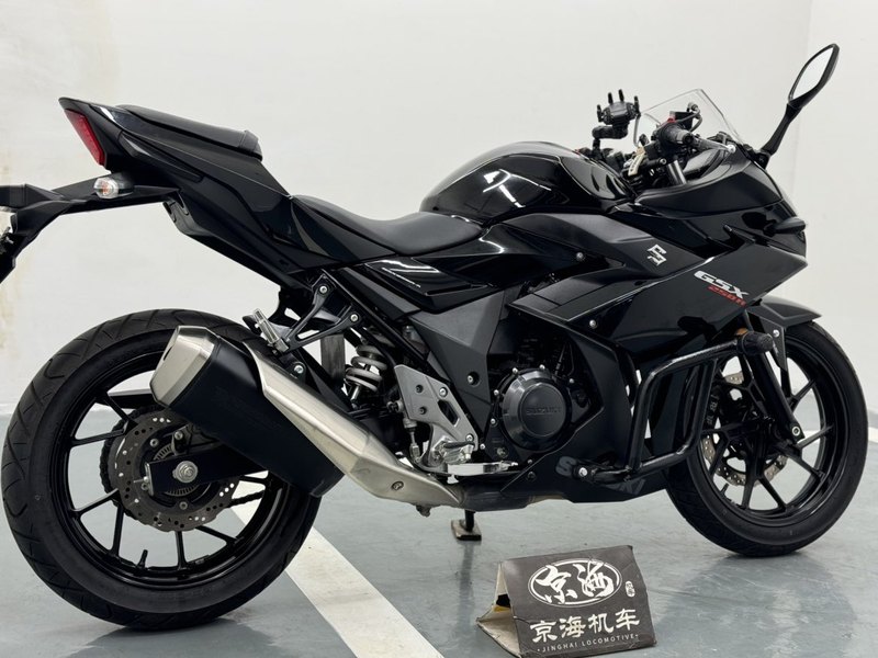 二手豪爵铃木GSX250R