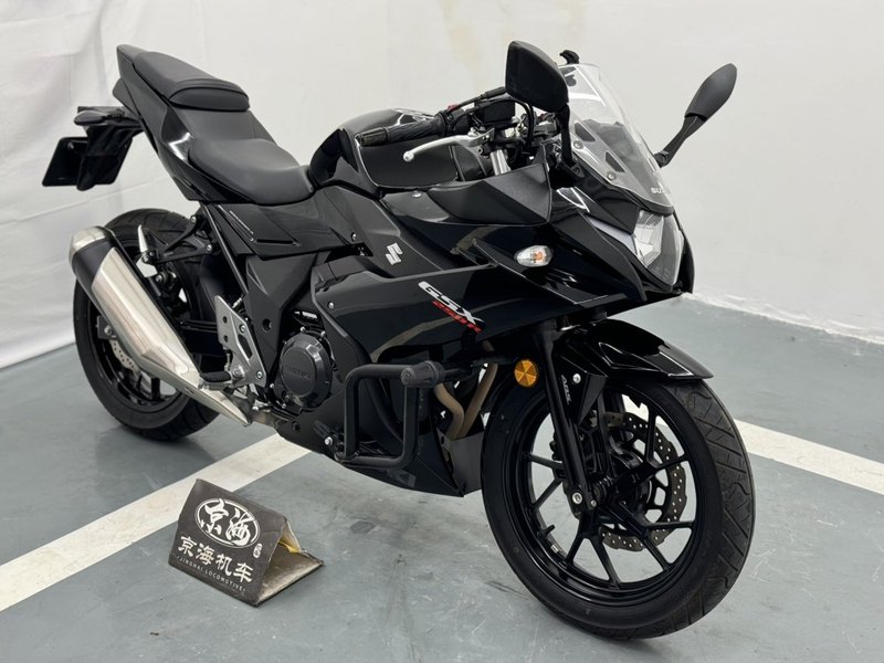 二手豪爵铃木GSX250R
