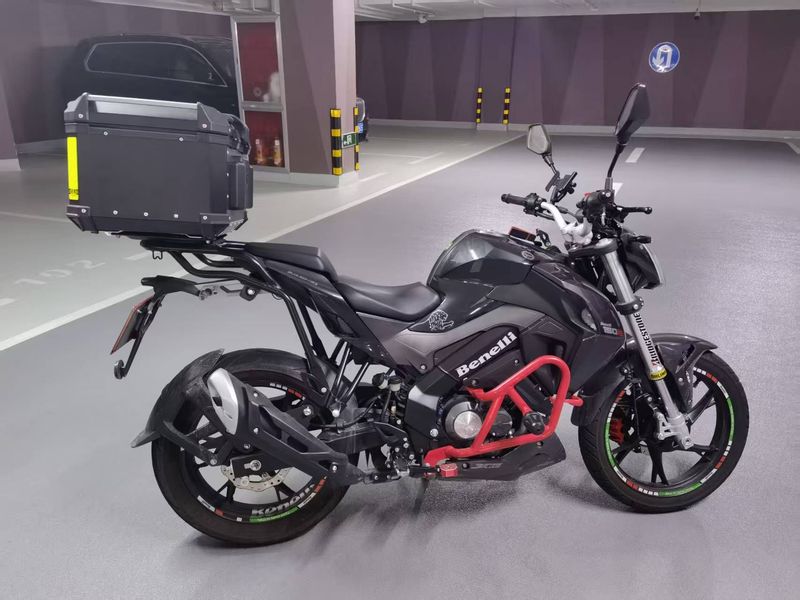 二手贝纳利小迅龙 BN150S