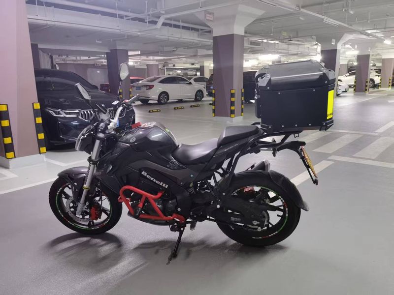 二手贝纳利小迅龙 BN150S