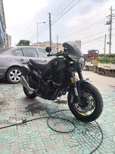 二手贝纳利幼狮 Leoncino 500