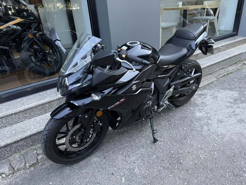 二手豪爵铃木GSX250R