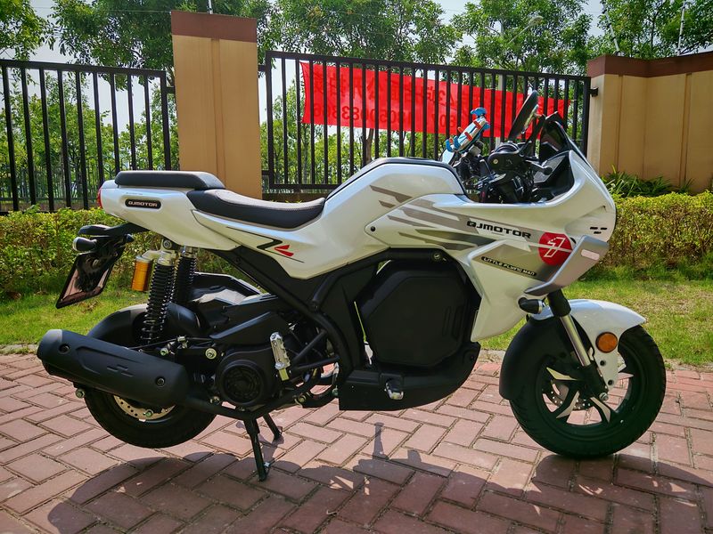 二手QJMOTOR小飞侠