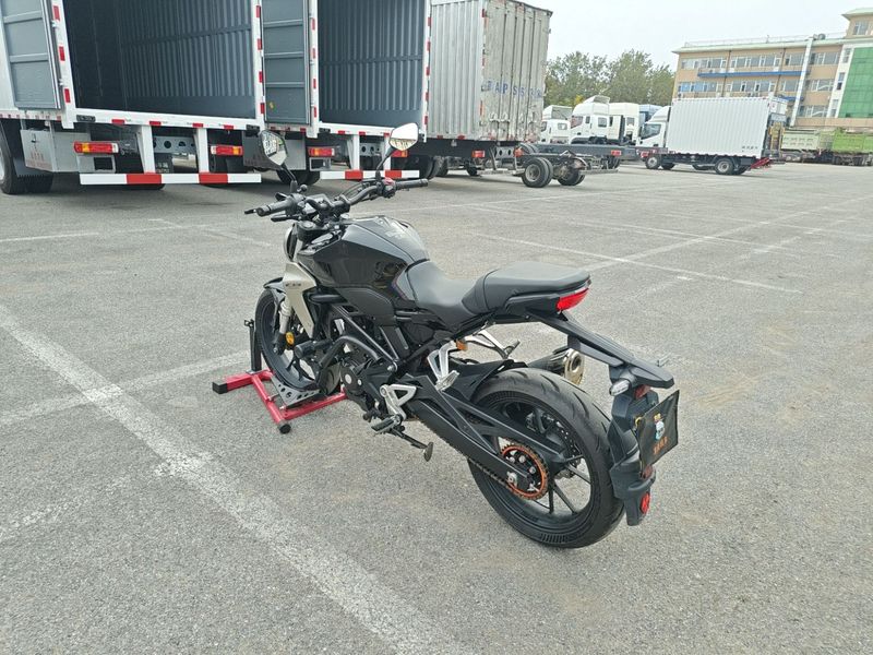 二手本田CB300R
