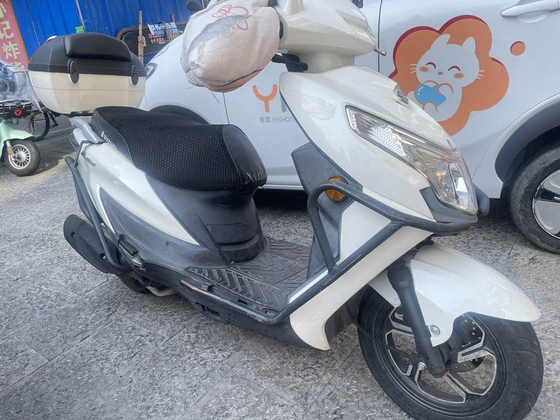 二手济南铃木优驿 UE125T